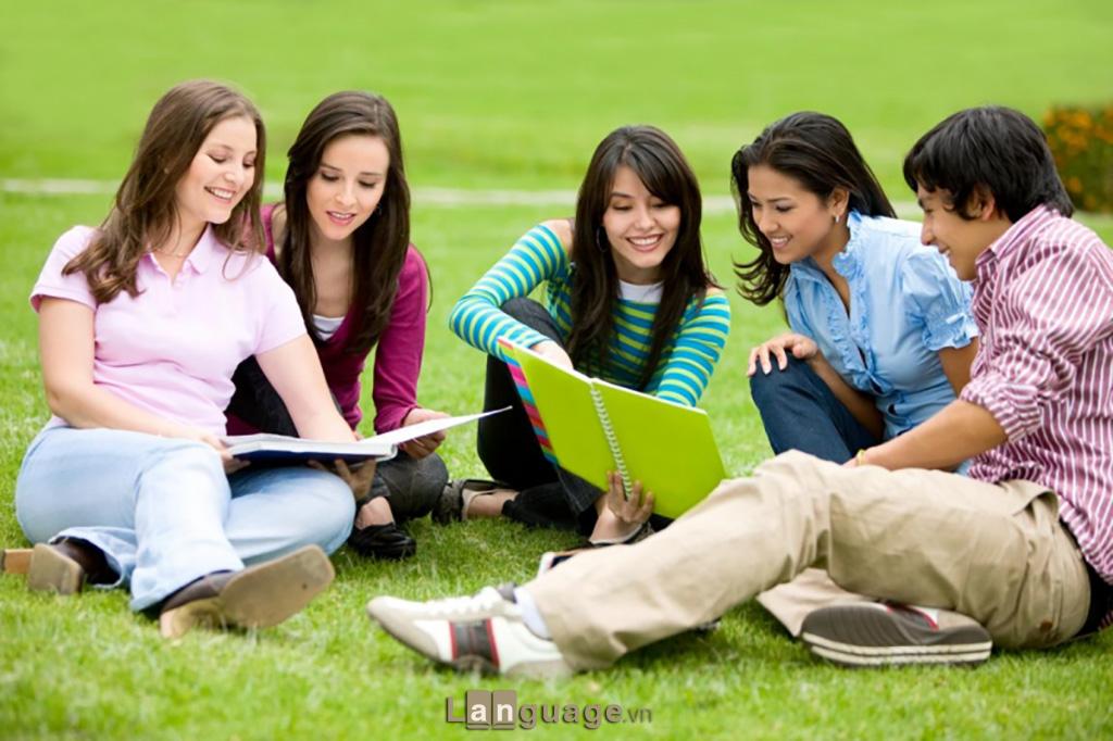 Học tiếng Anh giao tiếp rất thú vị Học tiếng Anh giao tiếp rất thú vị