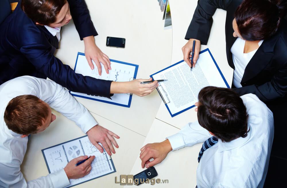 Cách viết kinh nghiệm về công việc trong CV tiếng Anh Cách viết kinh nghiệm về công việc trong CV tiếng Anh