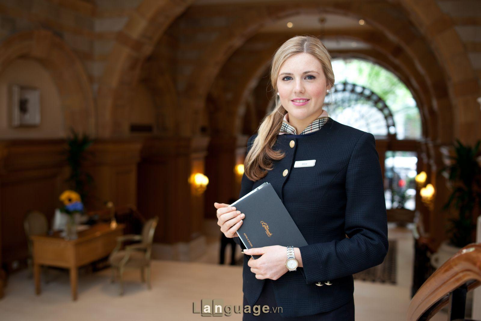 những đoạn hội thoại tiếng anh trong nhà hàng