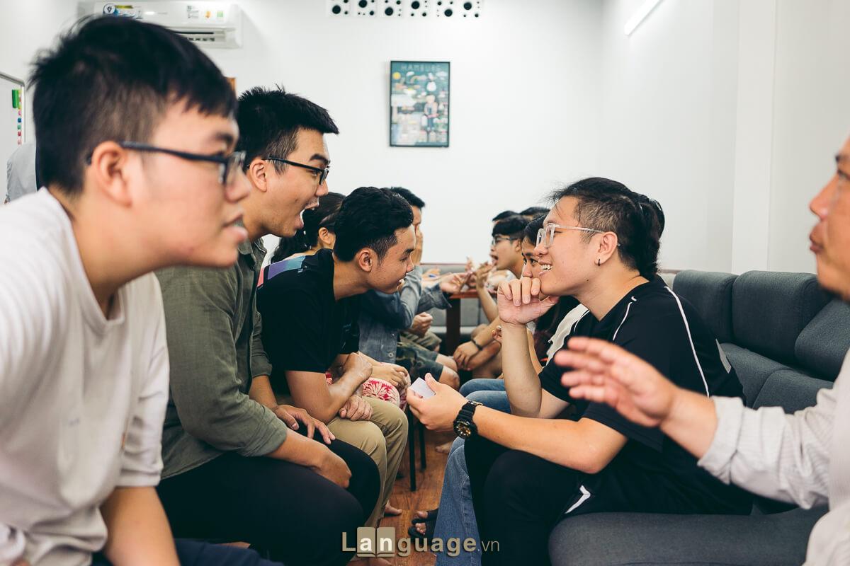 Tiếp cận các môi trường luyện kỹ năng nói tiếng Anh Tiếp cận các môi trường luyện kỹ năng nói tiếng Anh